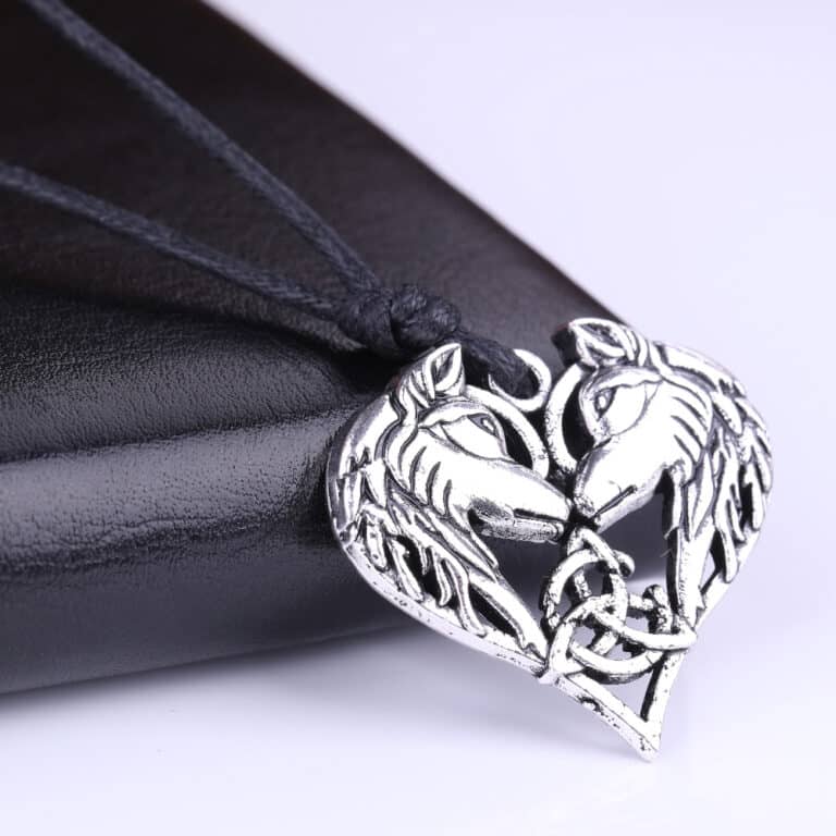 VOSAREA Collier Pendentif Tête de Loup pour Homme en